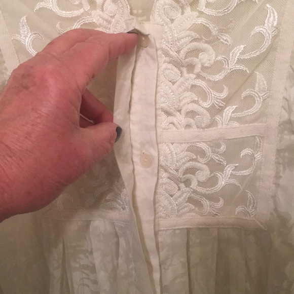 Lace blouse - Picture 5 of 5